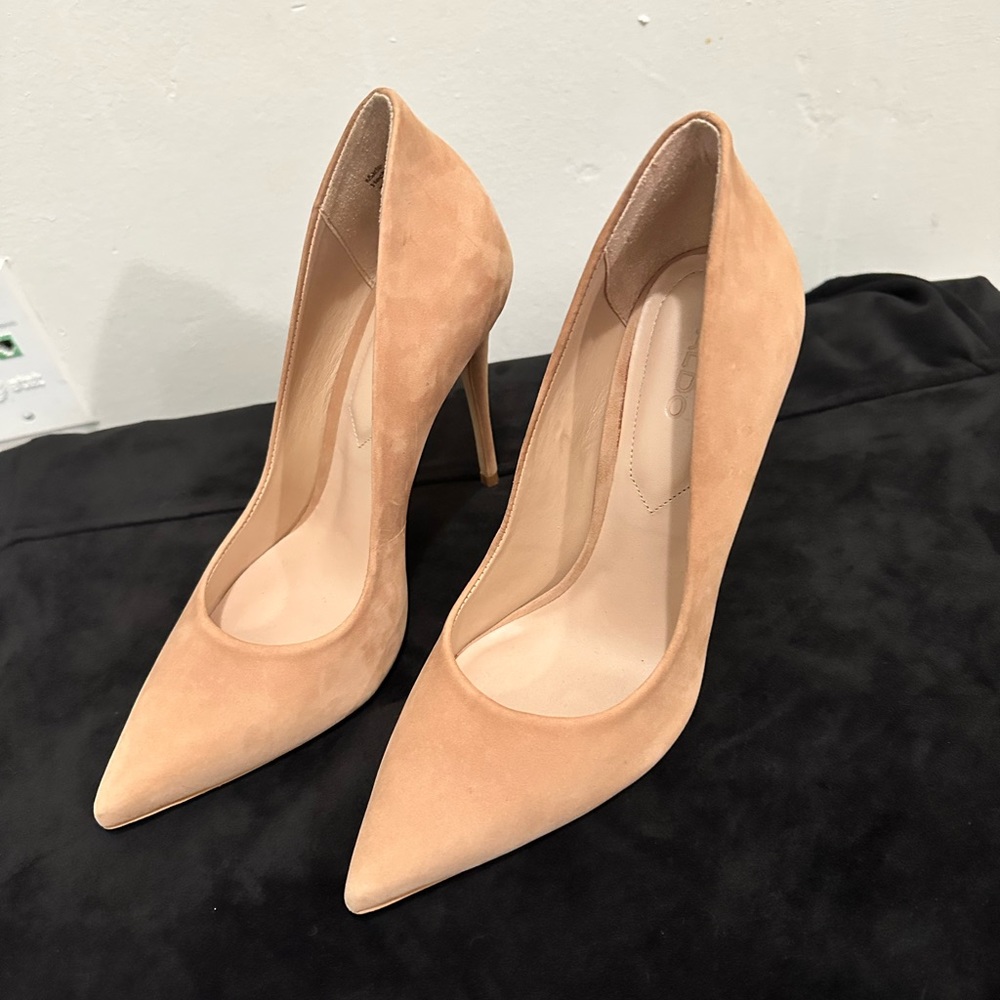 Aldo tan pointed toe pump